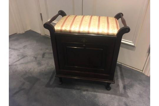 Piano Stool with side handles and one drawer for sheet: Piano Stool with side handles and one drawer for sheet music