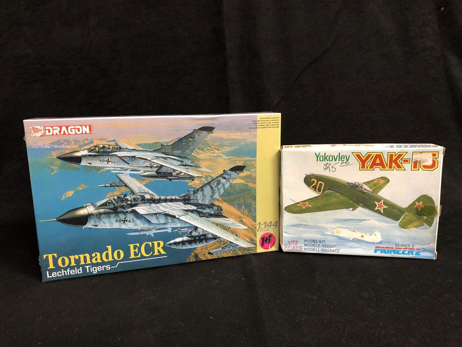 UNASSEMBLED MODEL KITS LOT (DRAGON/ PIONEER 2) (1 of 1)