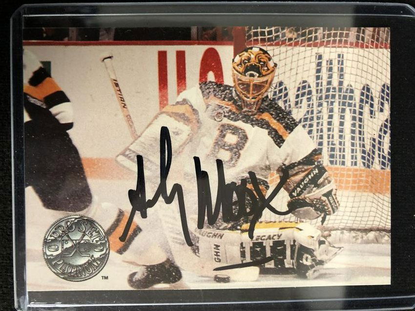 ANDY MOOG SIGNED PRO SET PLATINUM HOCKEY CARD (1 of 1)