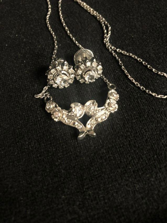 DIAMOND NECKLACE & EARRINGS (DIAMONDS HAVE BEEN TESTED) (1 of 2)