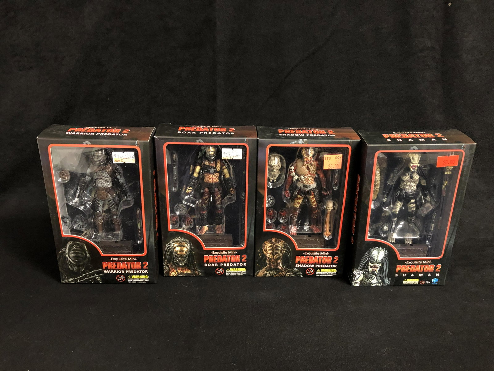 PREDATOR 2 VINYL FIGURES LOT: PREDATOR 2 VINYL FIGURES LOT