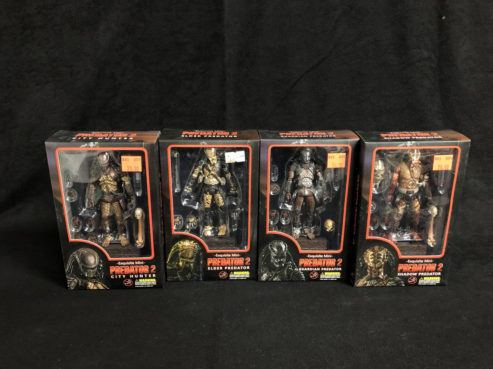 PREDATOR 2 VINYL FIGURES LOT: PREDATOR 2 VINYL FIGURES LOT
