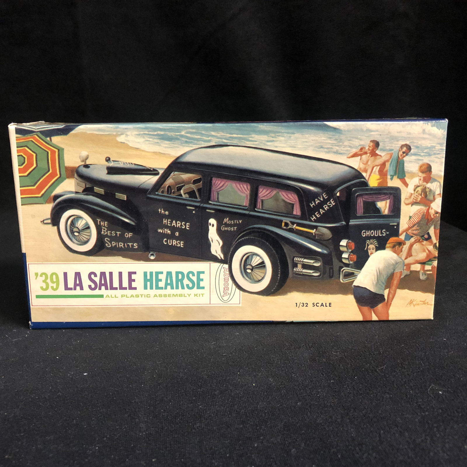 AURORA 39 LASALLE HEARSE UNBUILT VINTAGE MODEL KIT (1 of 1)