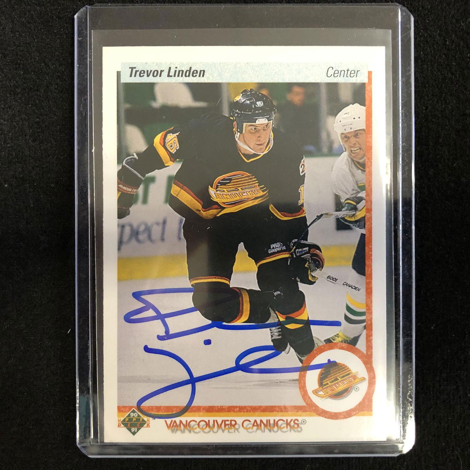 TREVOR LINDEN SIGNED 1990-91 UPPER DECK HOCKEY CARD (1 of 1)