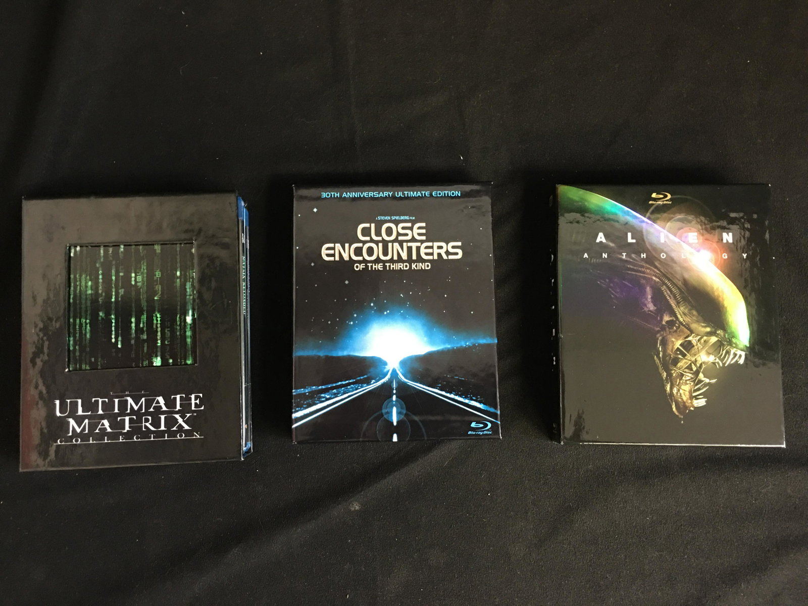 BLU-RAY DISCS LOT (ULTIMATE MATRIX, ALIEN ANTHOLOGY...): BLU-RAY DISCS LOT (ULTIMATE MATRIX, ALIEN ANTHOLOGY...)