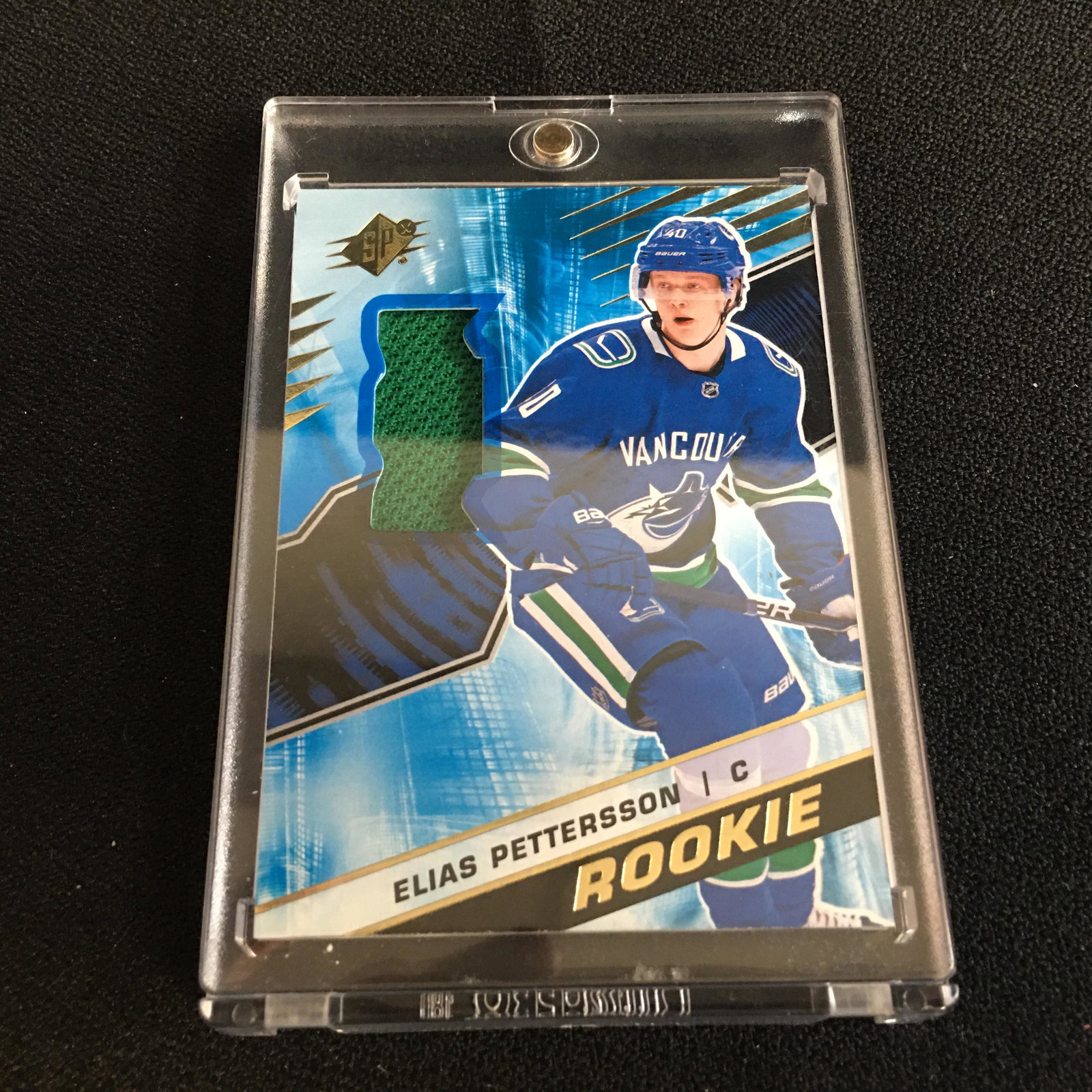 Elias Pettersson 2018-19 Upper Deck SPX Rookie Jersey (1 of 2)
