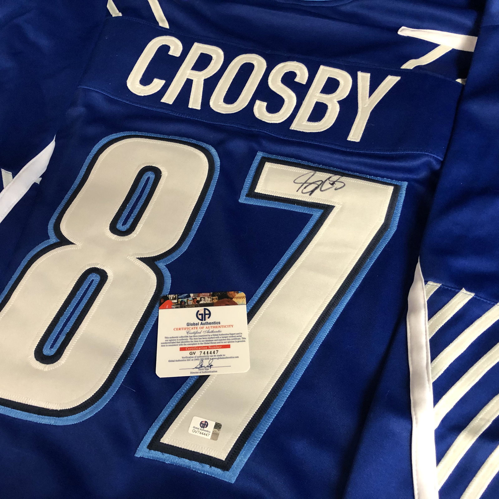 SIDNEY CROSBY SIGNED NHL ALL-STAR JERSEY (GLOBAL (1 of 4)