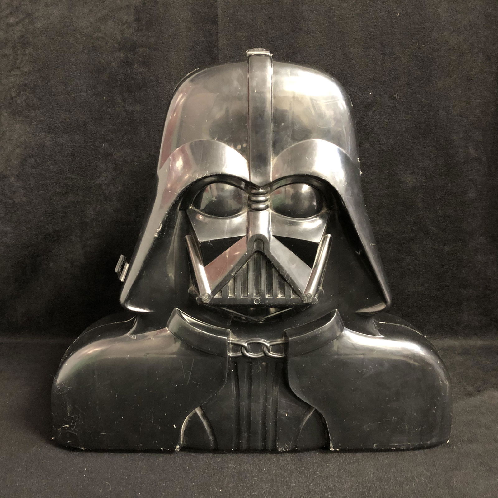 Vintage Star Wars Darth Vader Action Figure Carrying (1 of 2)