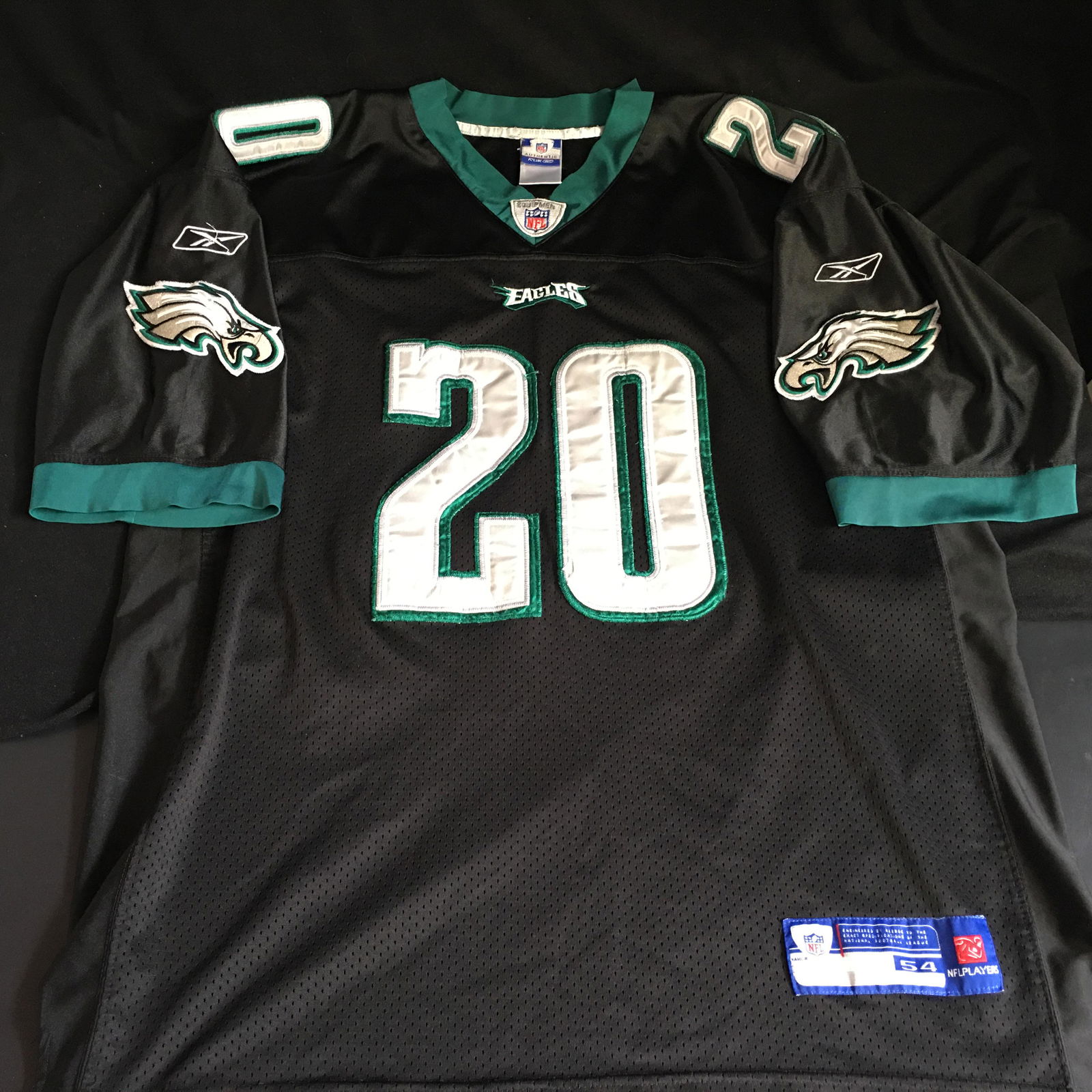 BRIAN DAWKINS PHILADELPHIA EAGLES FOOTBALL JERSEY SIZE (1 of 3)