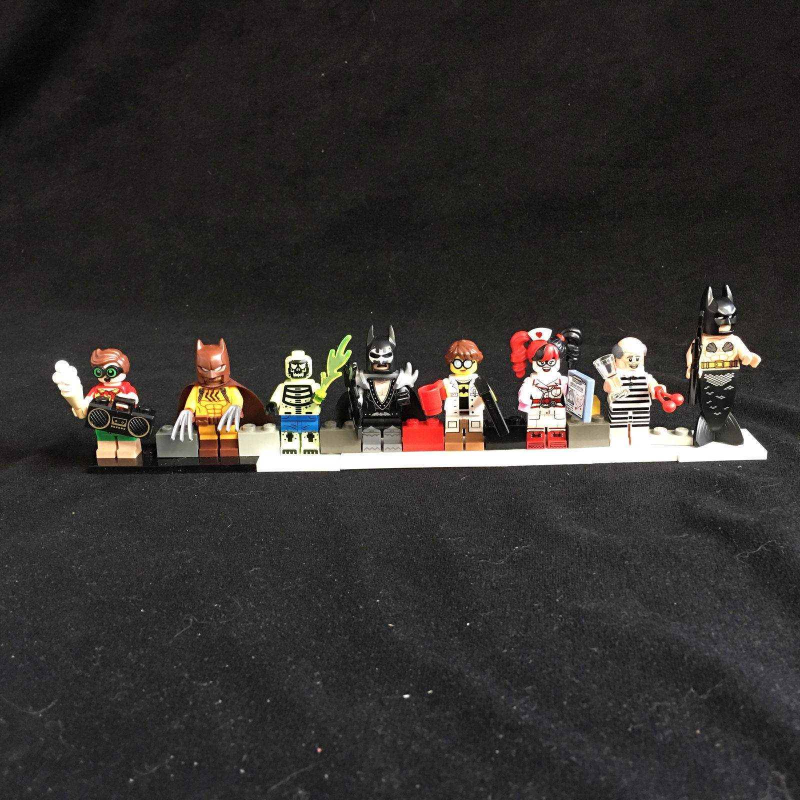 LEGO MINIFIGURES LOT: LEGO MINIFIGURES LOT