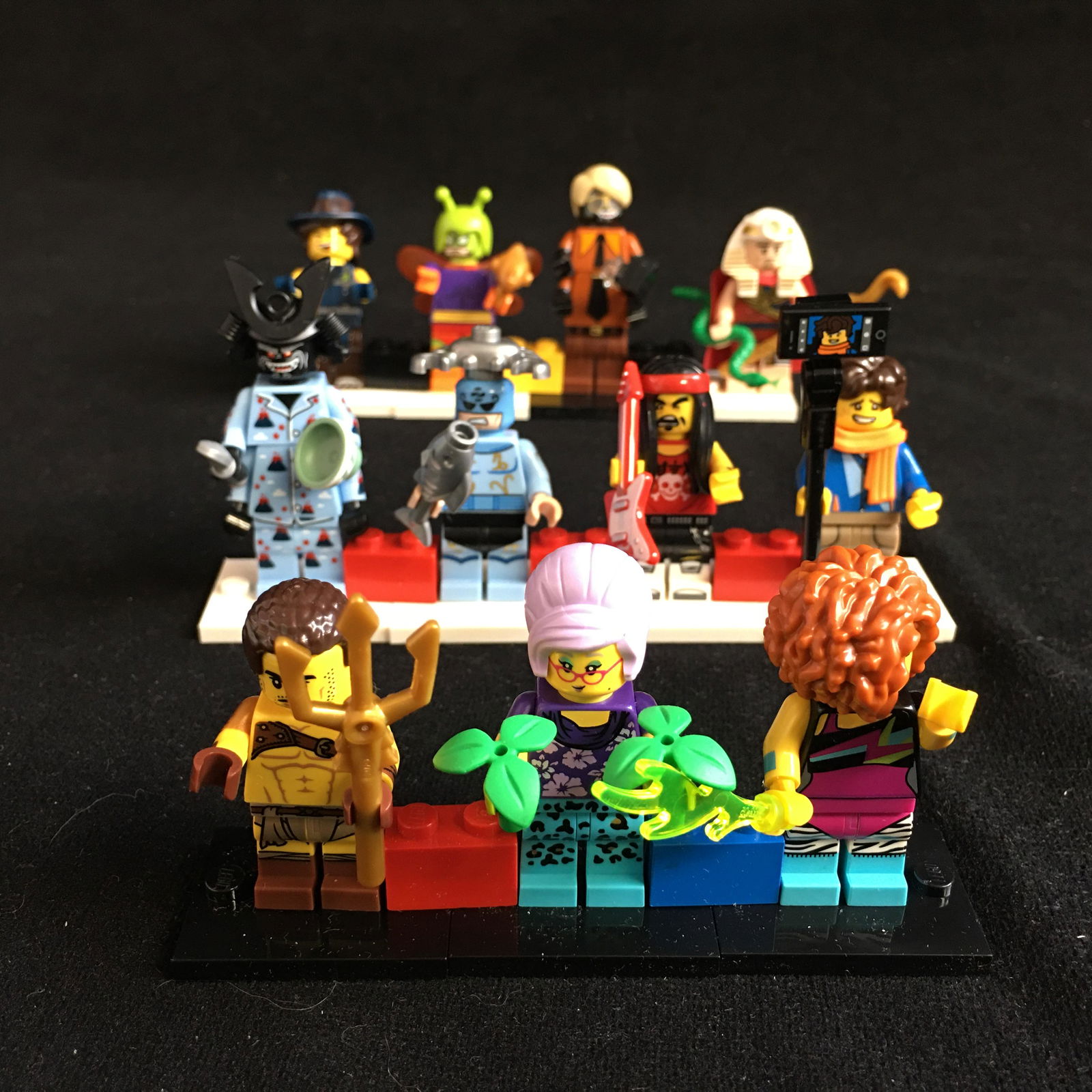 LEGO MINIFIGURES LOT: LEGO MINIFIGURES LOT