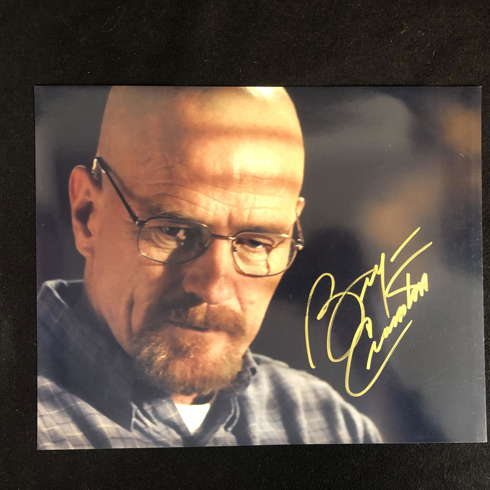 Bryan Cranston Signed "Breaking Bad" 11x14 Photo (1 of 2)