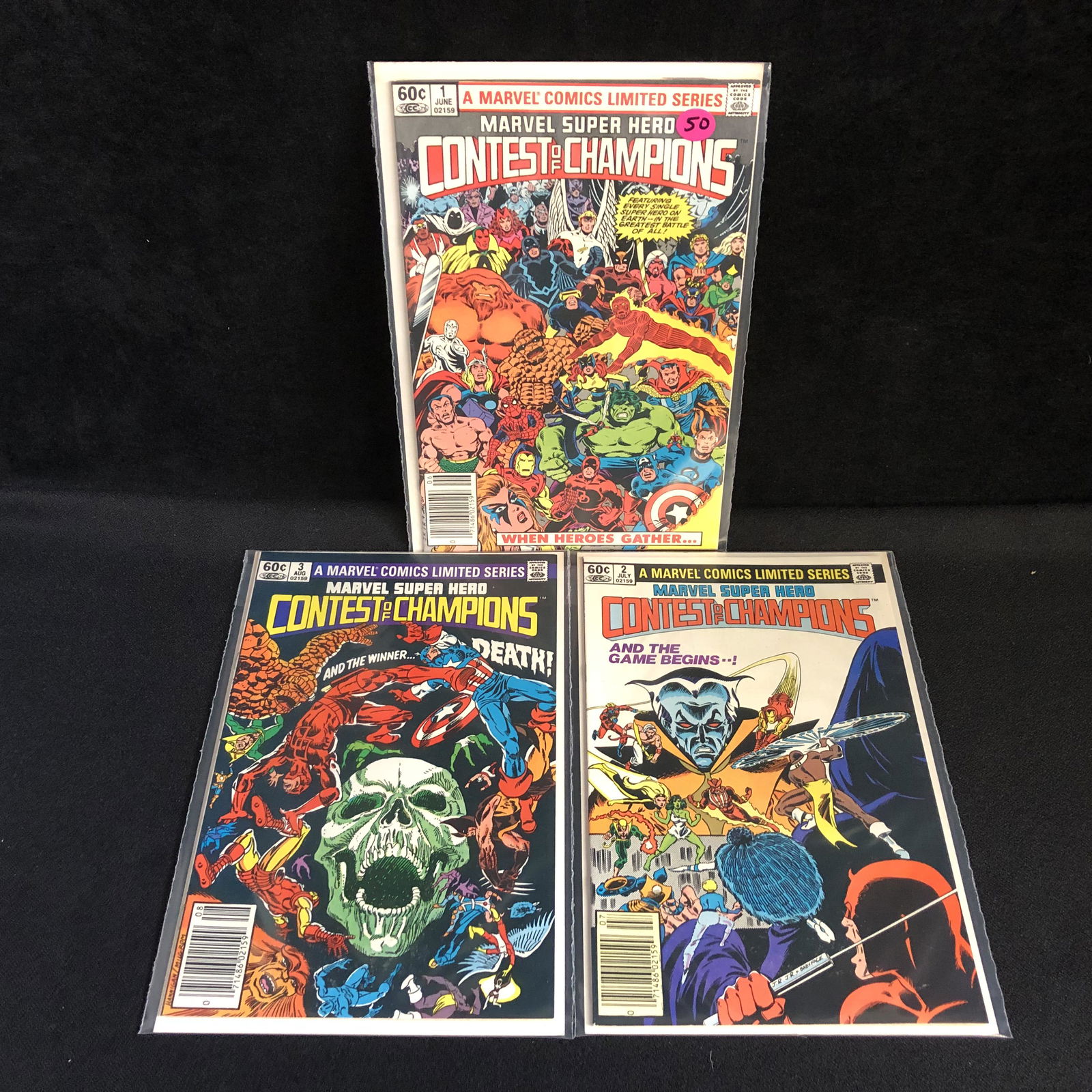 MARVEL SUPER HERO CONTEST OF CHAMPIONS COMIC BOOK LOT (1 of 1)