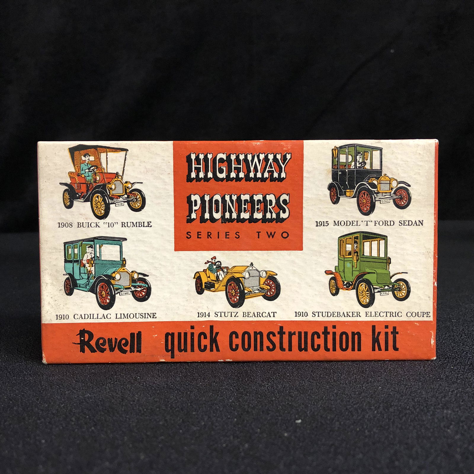 REVELL HIGHWAY PIONEERS SERIES 2 QUICK CONSTRUCTION KIT (1 of 2)