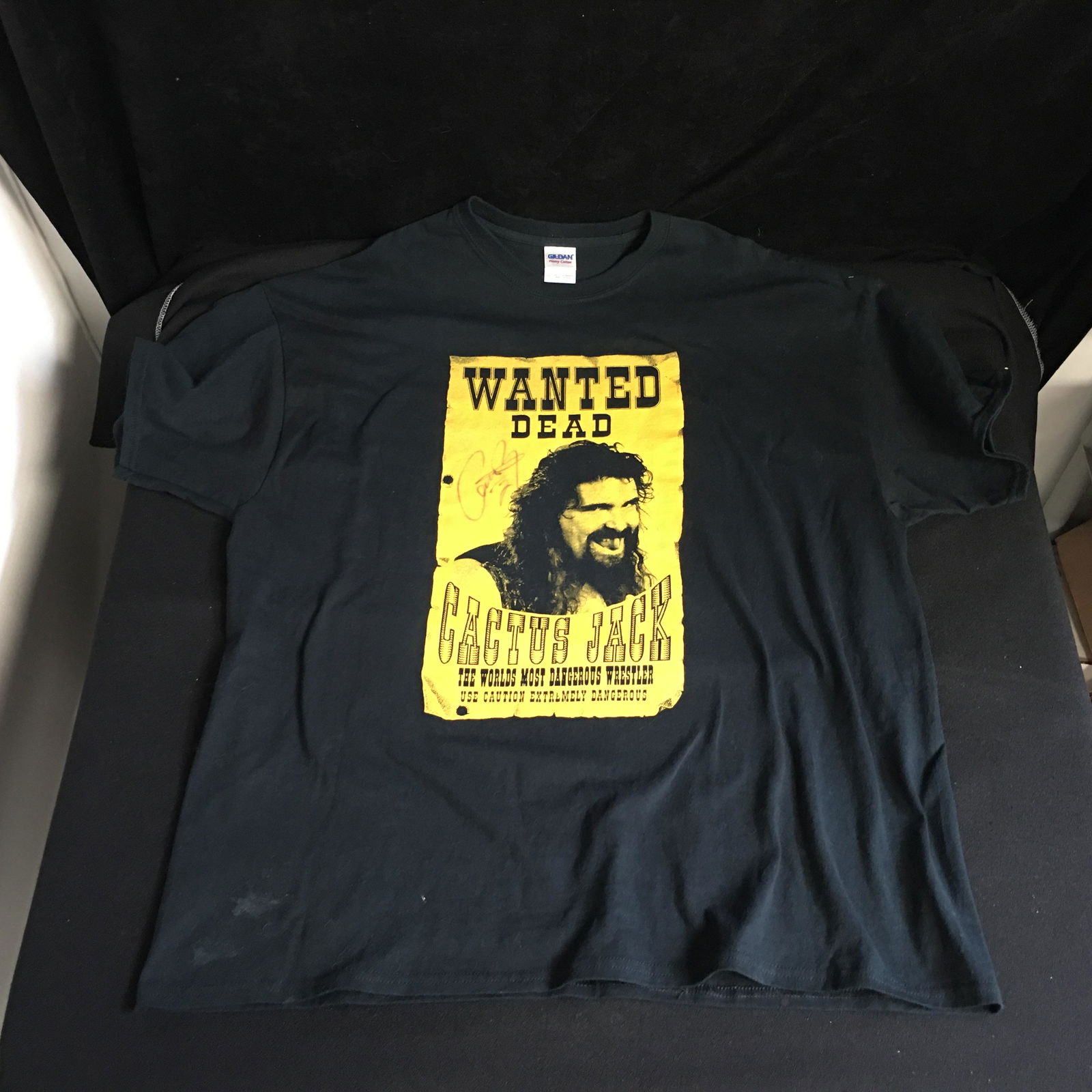 CACTUS JACK SIGNED "WANTED DEAD T-SHIRT (SIZE XL) (1 of 2)