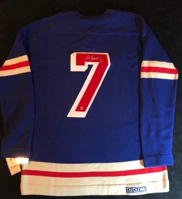 VINTAGE WOOL ROD GILBERT SIGNED NY RANGERS HOCKEY (1 of 7)