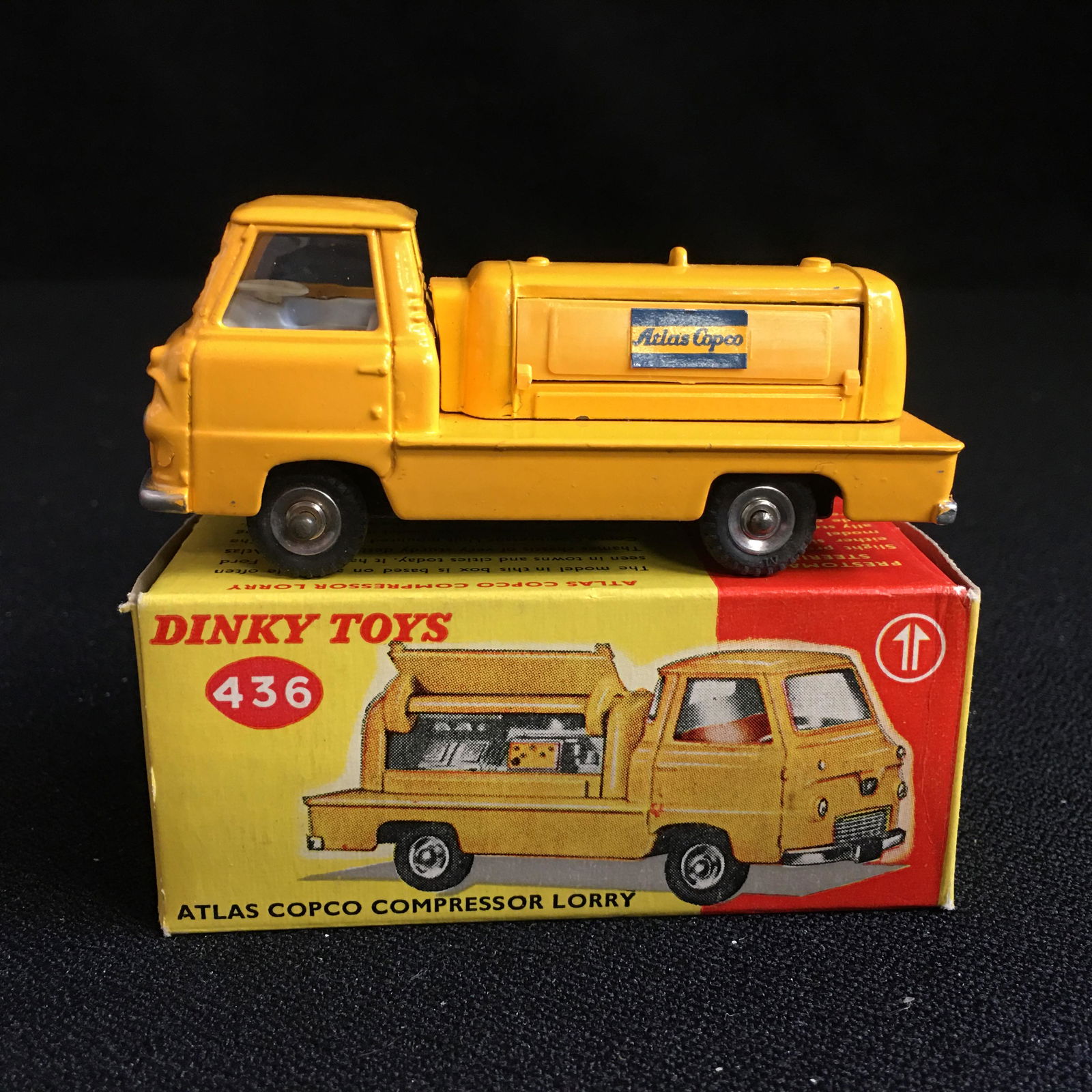 VINTAGE MINT IN BOX DINKY TOYS (1 of 3)