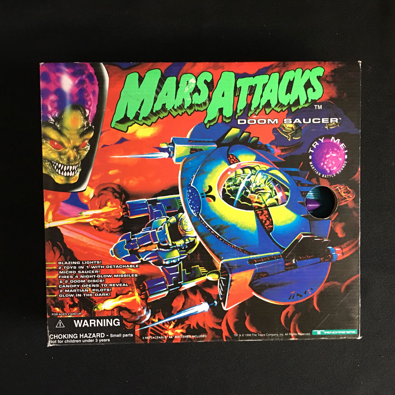 NEW IN BOX MARS ATTACKS DOOM SAUCER (1 of 2)