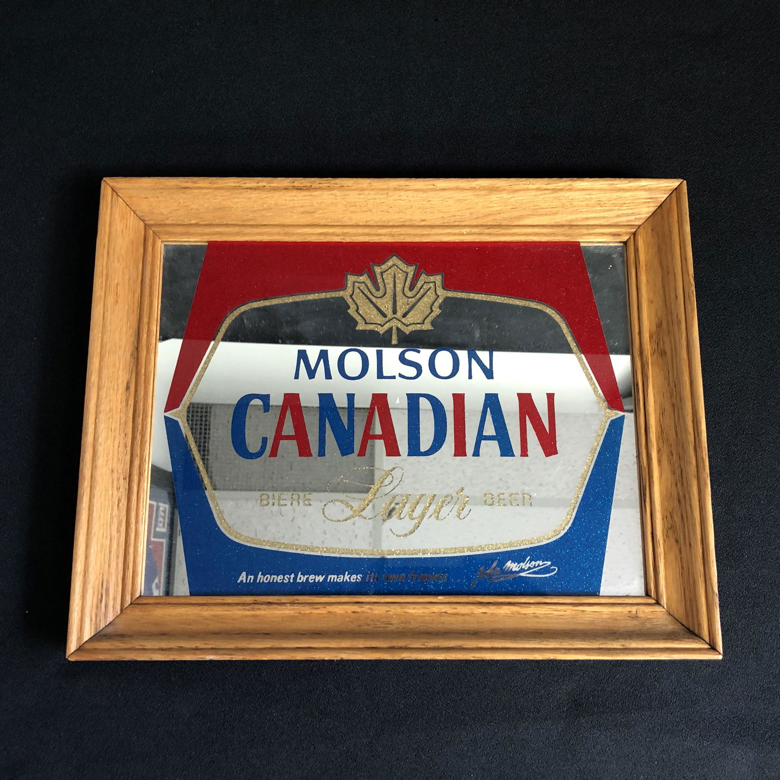 MOLSON CANADIAN FRAMED BEER MIRROR (1 of 1)