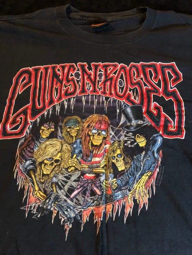 90s GUNS 'N ROSES "USE YOUR ILLUSIONS" TOUR CONCERT: 90s GUNS 'N ROSES "USE YOUR ILLUSIONS" TOUR CONCERT SHIRT