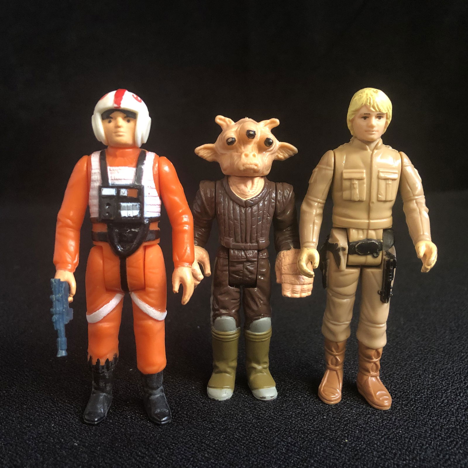 1977 KENNER STAR WARS ACTION FIGURE LOT (1 of 1)