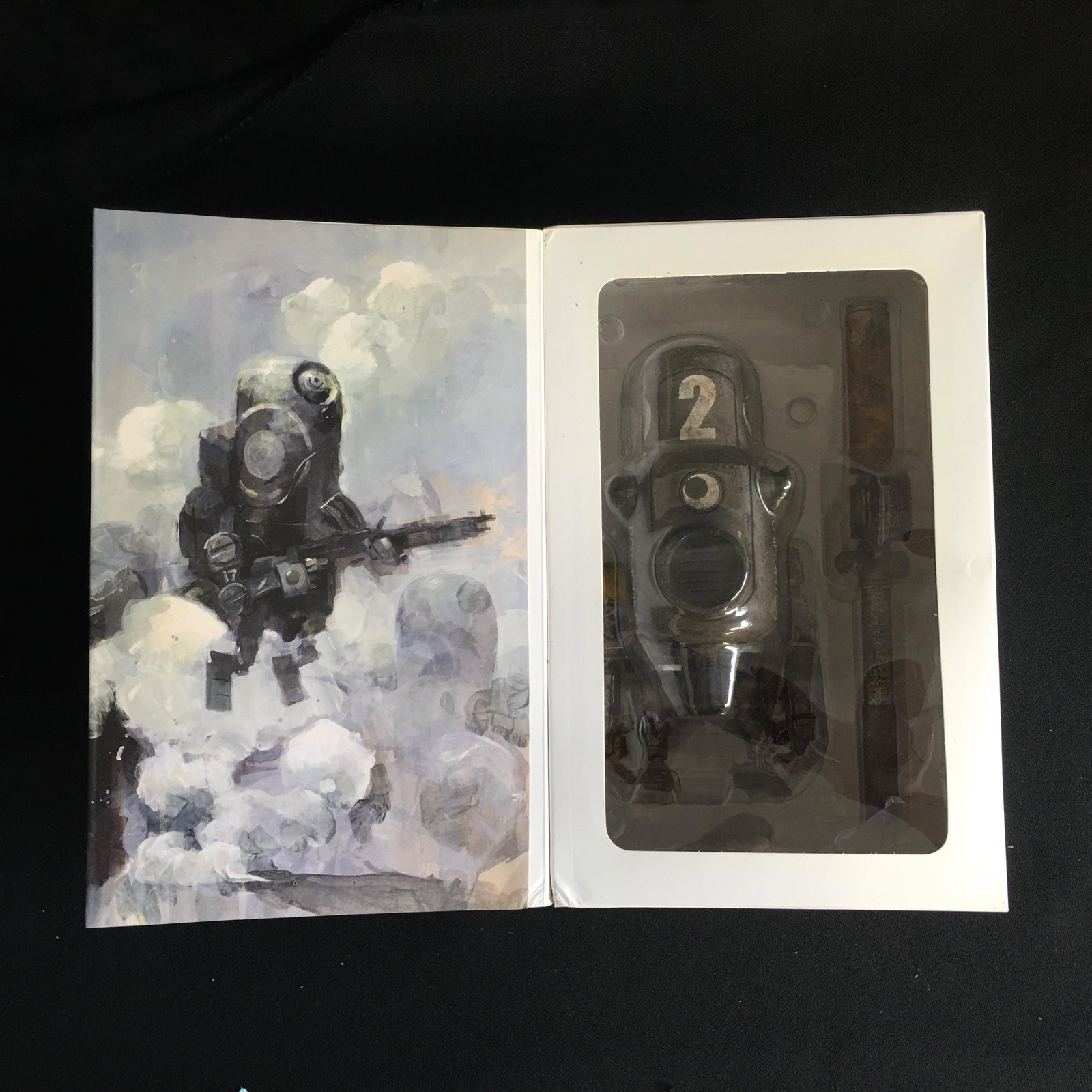 World War Robot - 9 Inch Figure: Arm Strong: World War Robot - 9 Inch Figure: Arm Strong