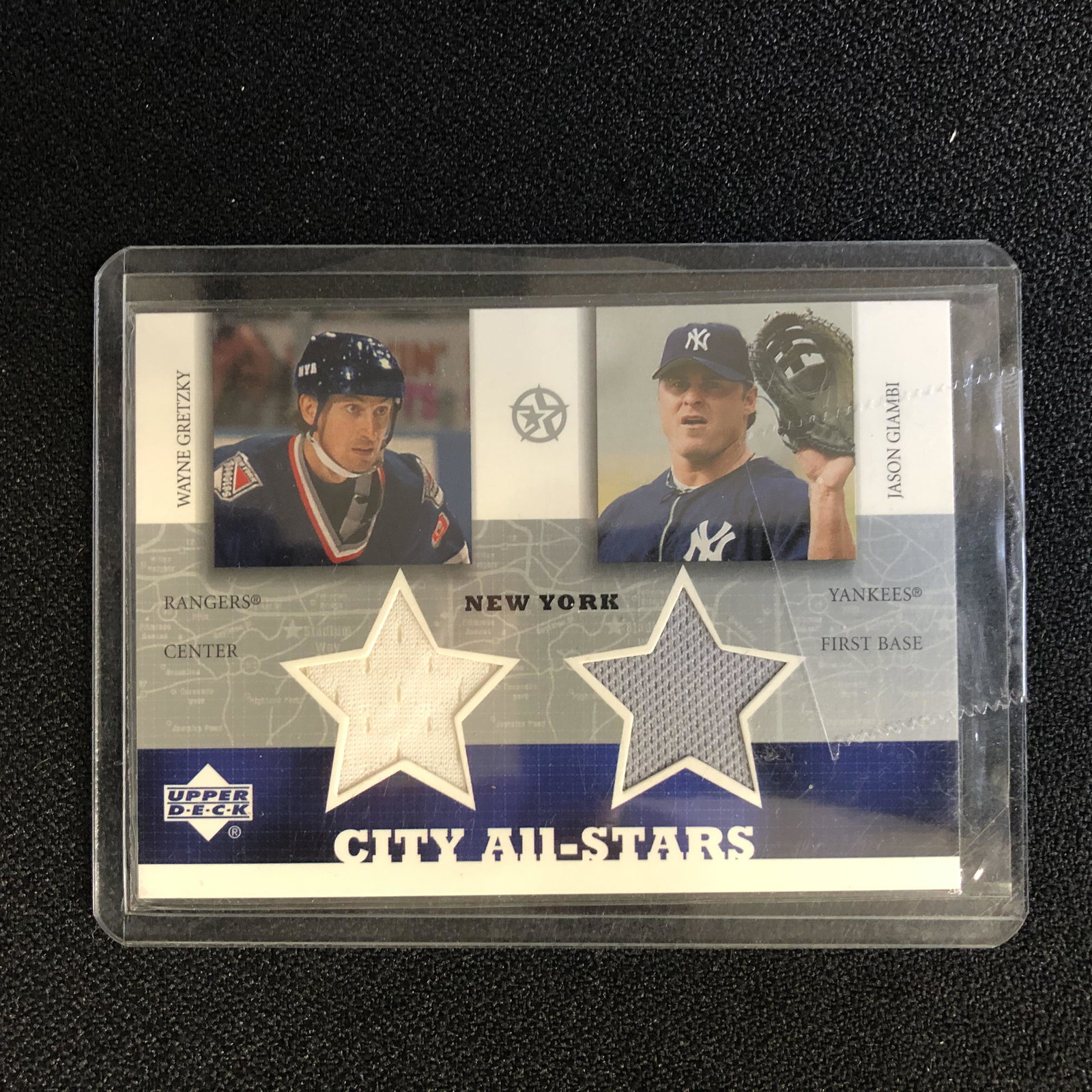 UPPER DECK CITY ALL STARS WAYNE GRETZKY JASON GIAMBI: UPPER DECK CITY ALL STARS WAYNE GRETZKY JASON GIAMBI RELIC CARD