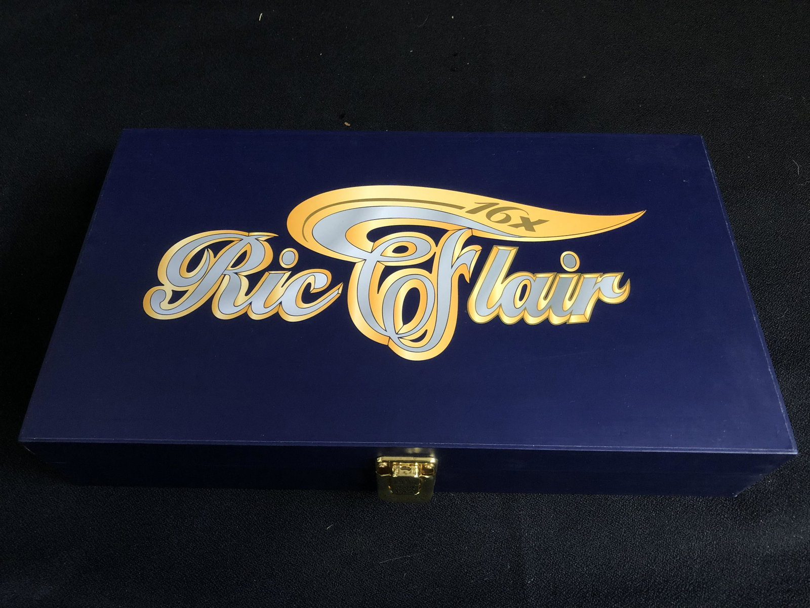 WWE Authentic Ric Flair Replica Championship Title Belt: WWE Authentic Ric Flair Replica Championship Title Belt Name Plates
