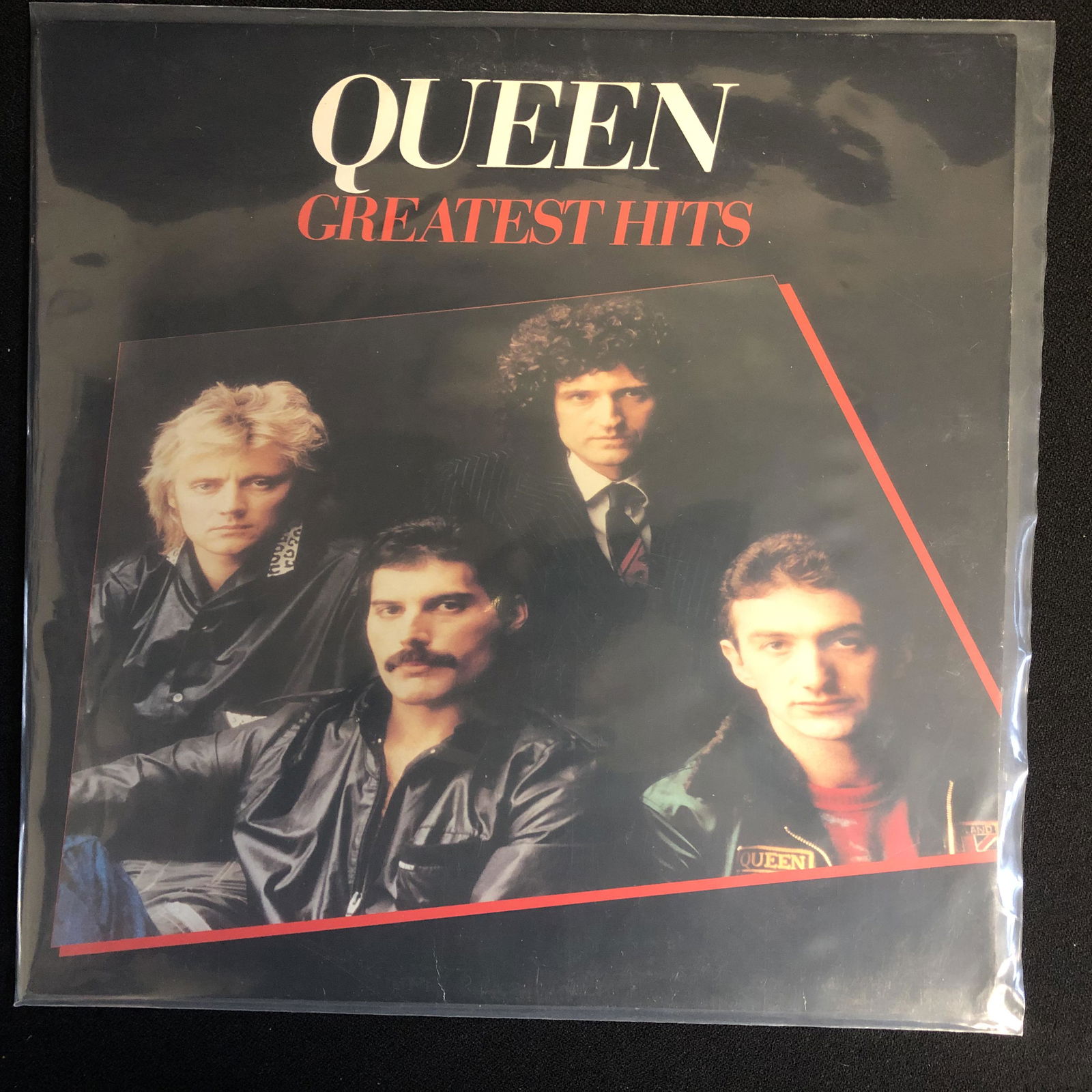 QUEEN "GREATEST HITS" LP (1 of 2)