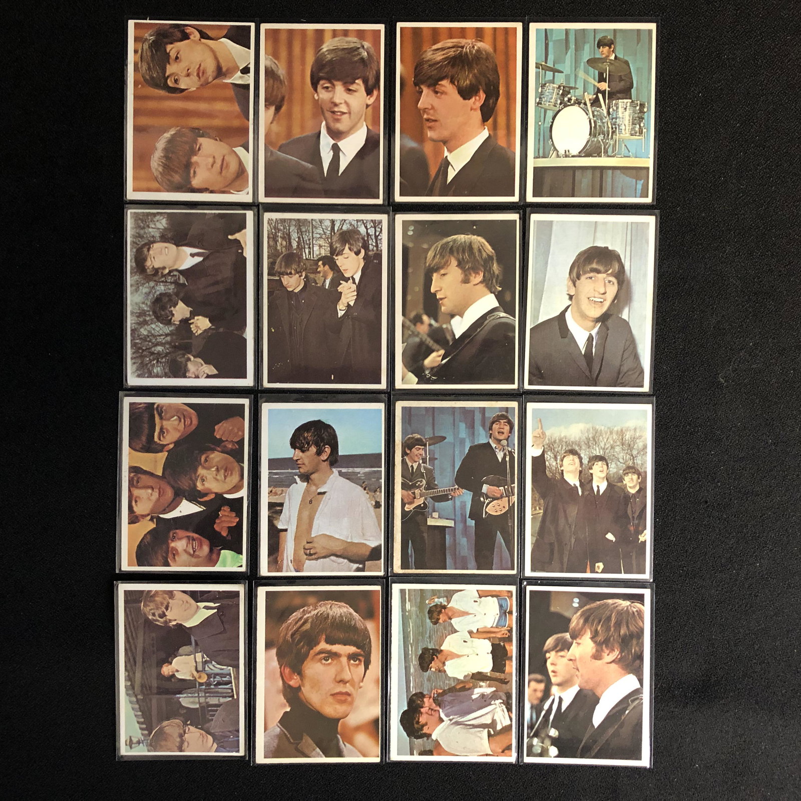 COLLECTIBLE BEATLES TRADING CARDS LOT: COLLECTIBLE BEATLES TRADING CARDS LOT