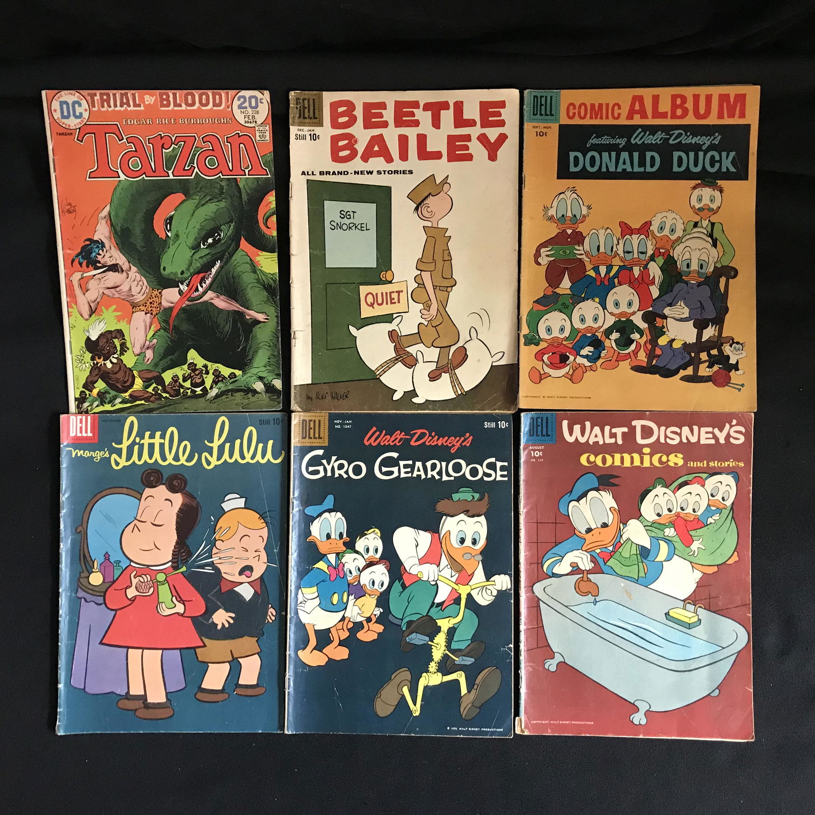 VINTAGE DELL COMICS BOOK LOT (1 of 1)