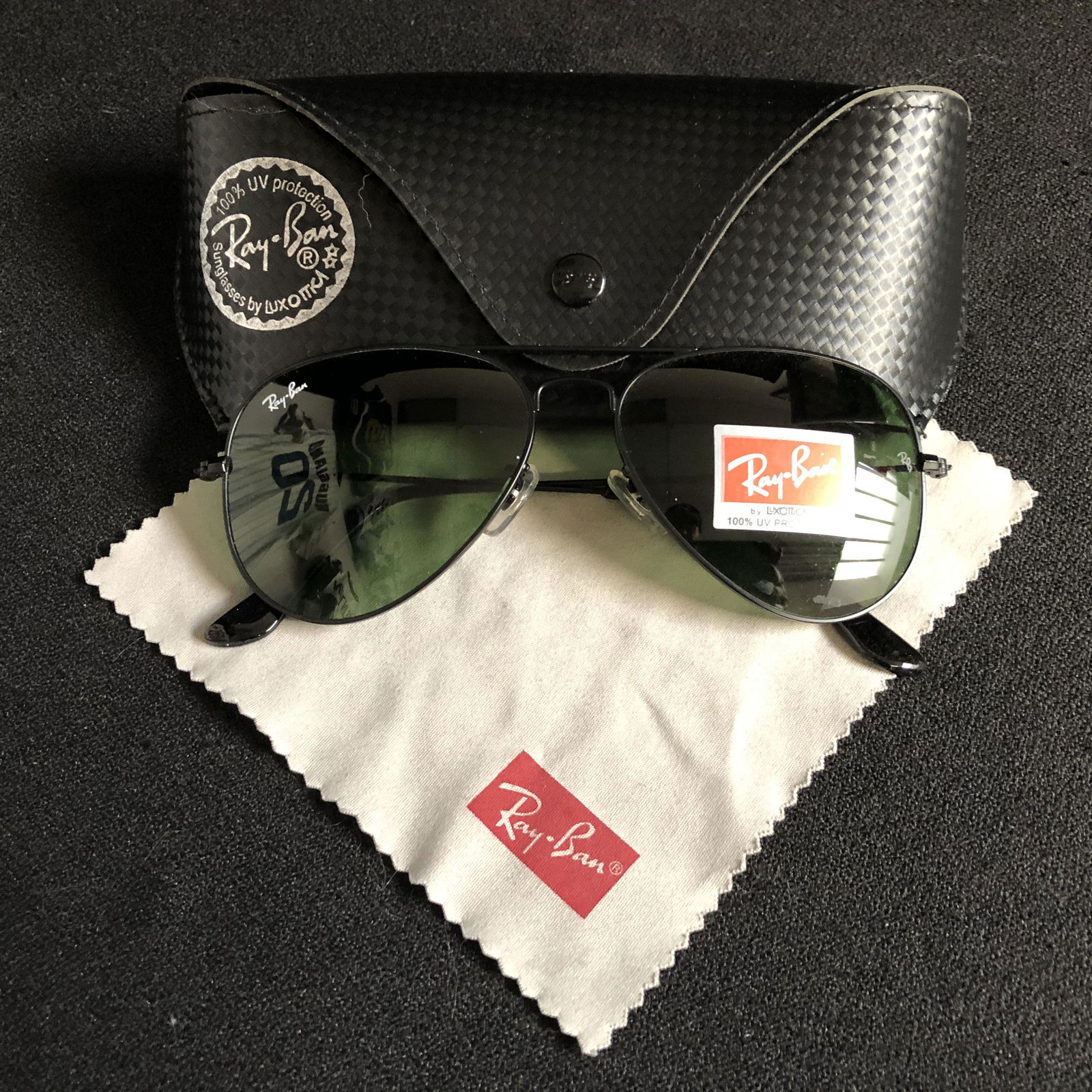 RAY-BAN SUNGLASSES w/ CASE (1 of 2)