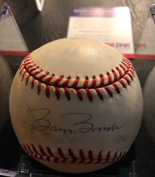 BARRY BONDS SIGNED BASEBALL (PSA COA) (1 of 2)