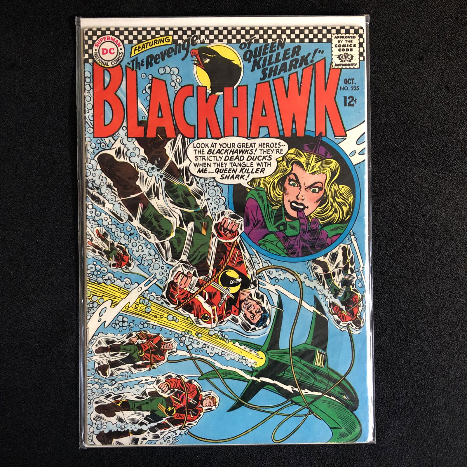 BLACKHAWK #225 (DC COMICS) (1 of 1)