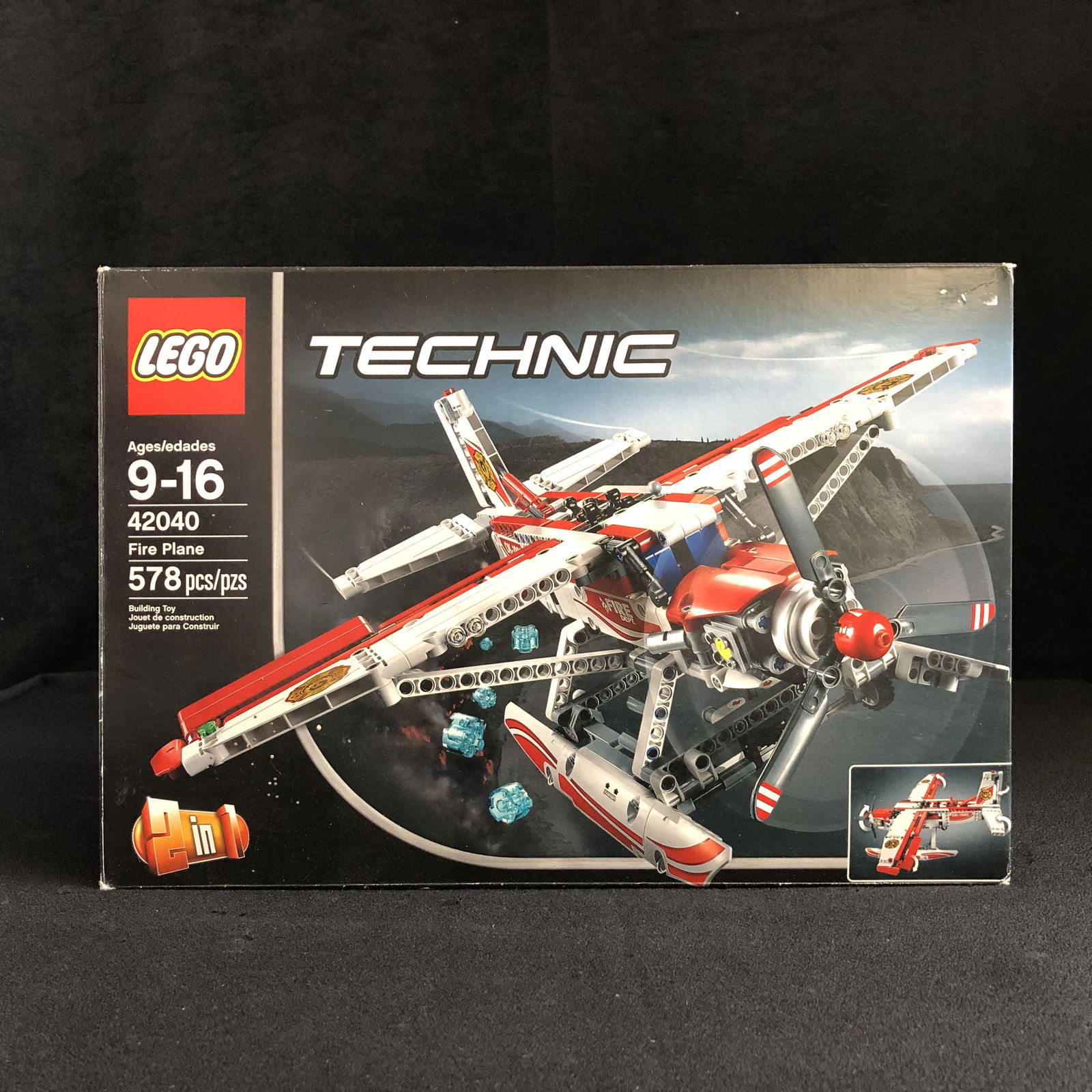 LEGO Technic 42040 Fire Plane (1 of 1)