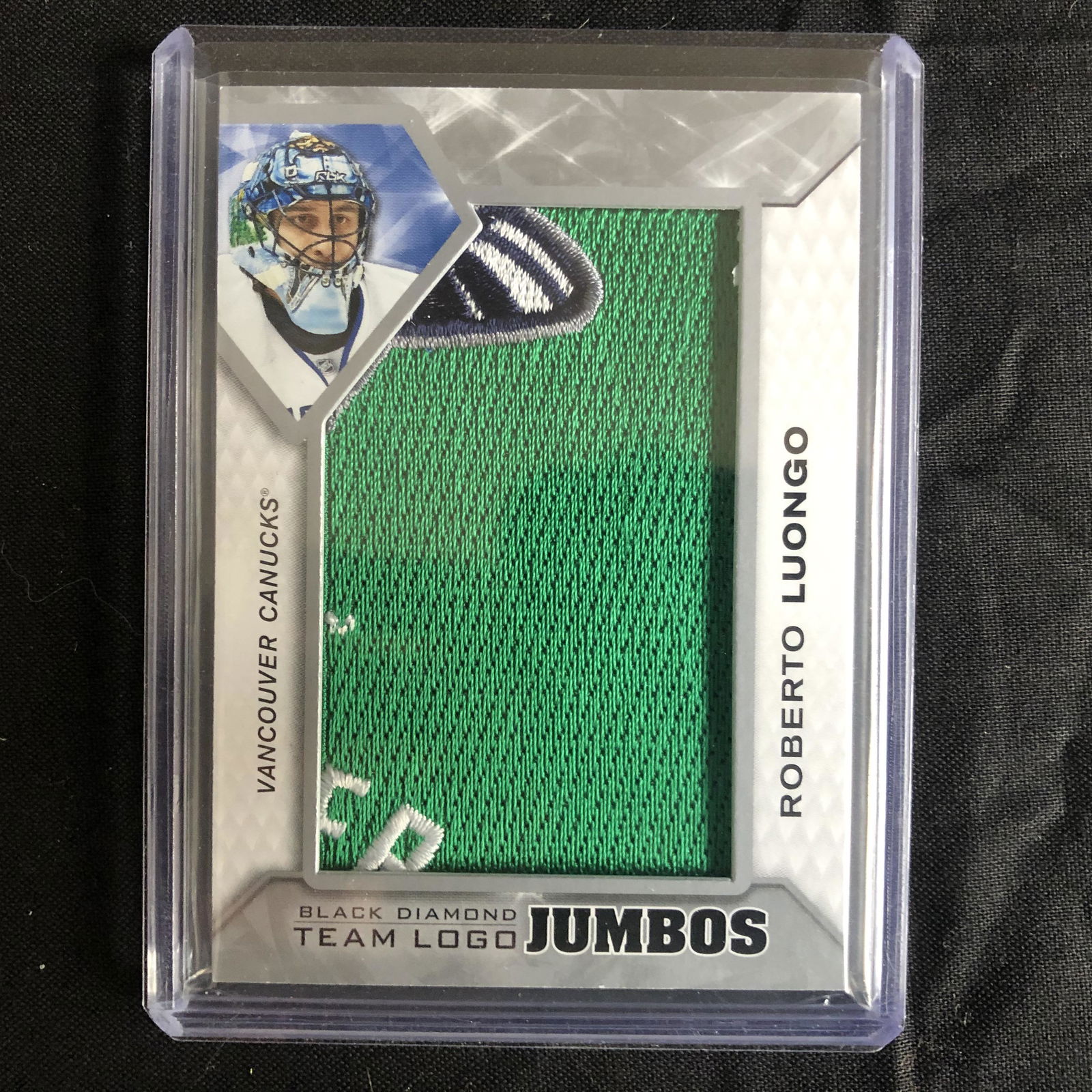 2019-20 BLACK DIAMOND TEAM LOGO JUMBOS PATCH #TLVC-RL R (1 of 2)