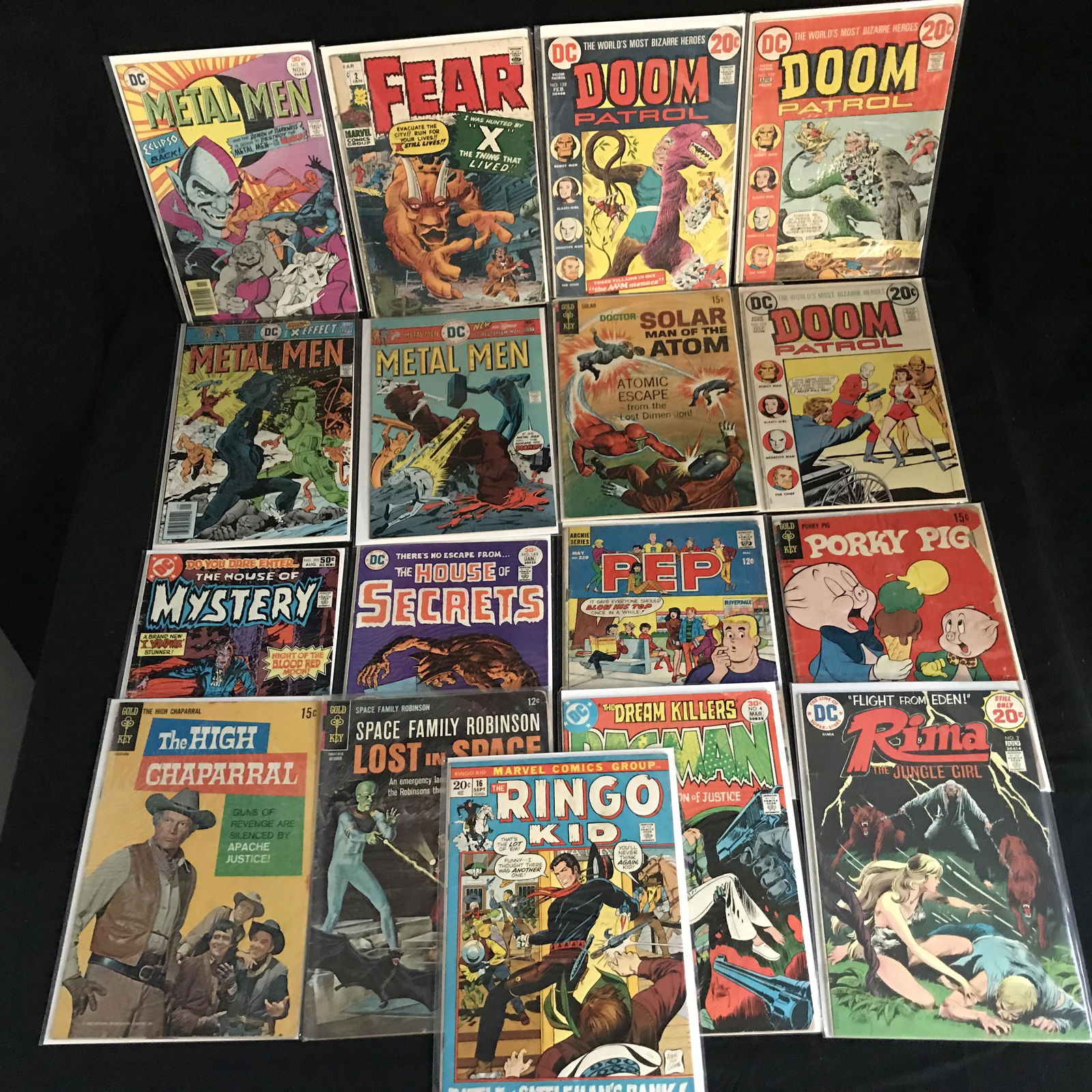 COMIC BOOK LOT (VARIOUS COMICS) (1 of 1)