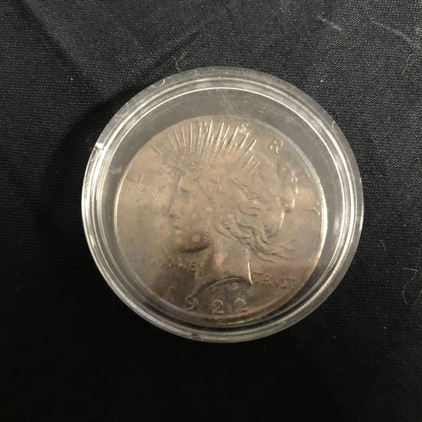 1922 USA PEACE DOLLAR 900 SILVER (1 of 2)