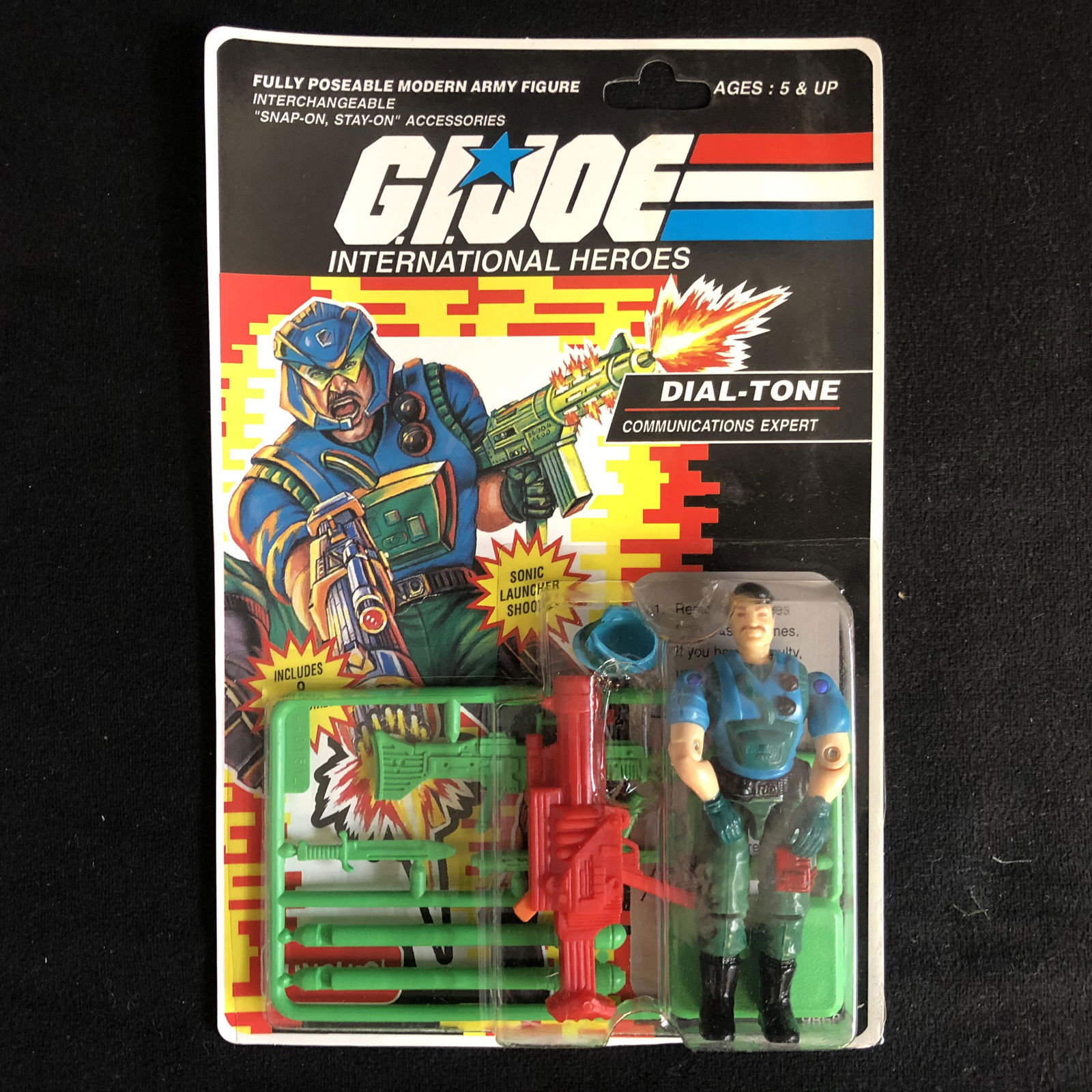 MINT ON CARD VINTAGE G I JOE RUSSIAN CARD BACK DIAL (1 of 2)