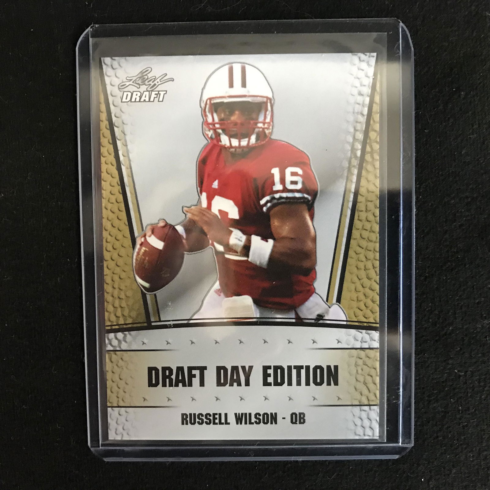 LEAF DRAFT DAY EDITION RUSSELL WILSON FOOTBALL CARD (1 of 1)