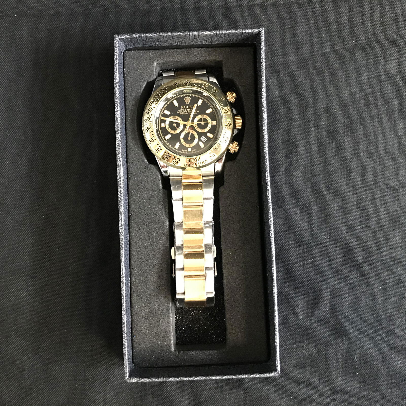 ROLEX OYSTER PERPETUAL DATE MEN'S WATCH (REPLICA) (1 of 6)