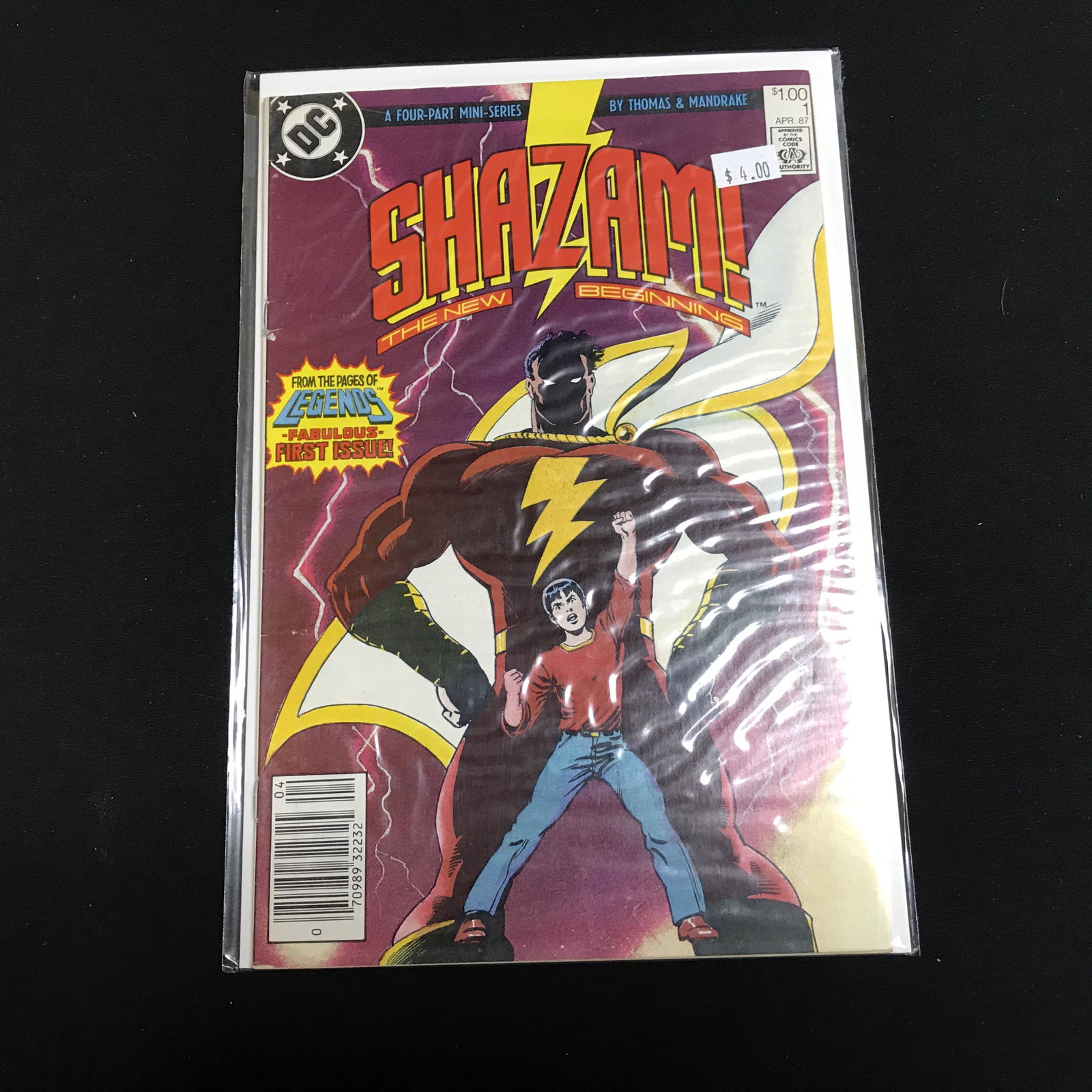SHAZAM #1 (DC COMICS) (1 of 1)