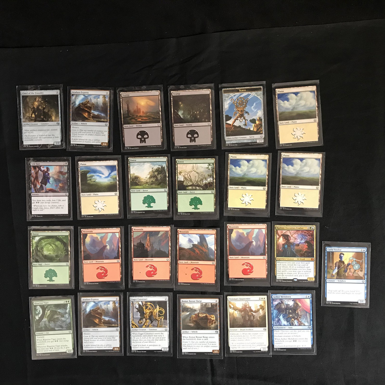 MAGIC THE GATHERING CARD LOT: MAGIC THE GATHERING CARD LOT