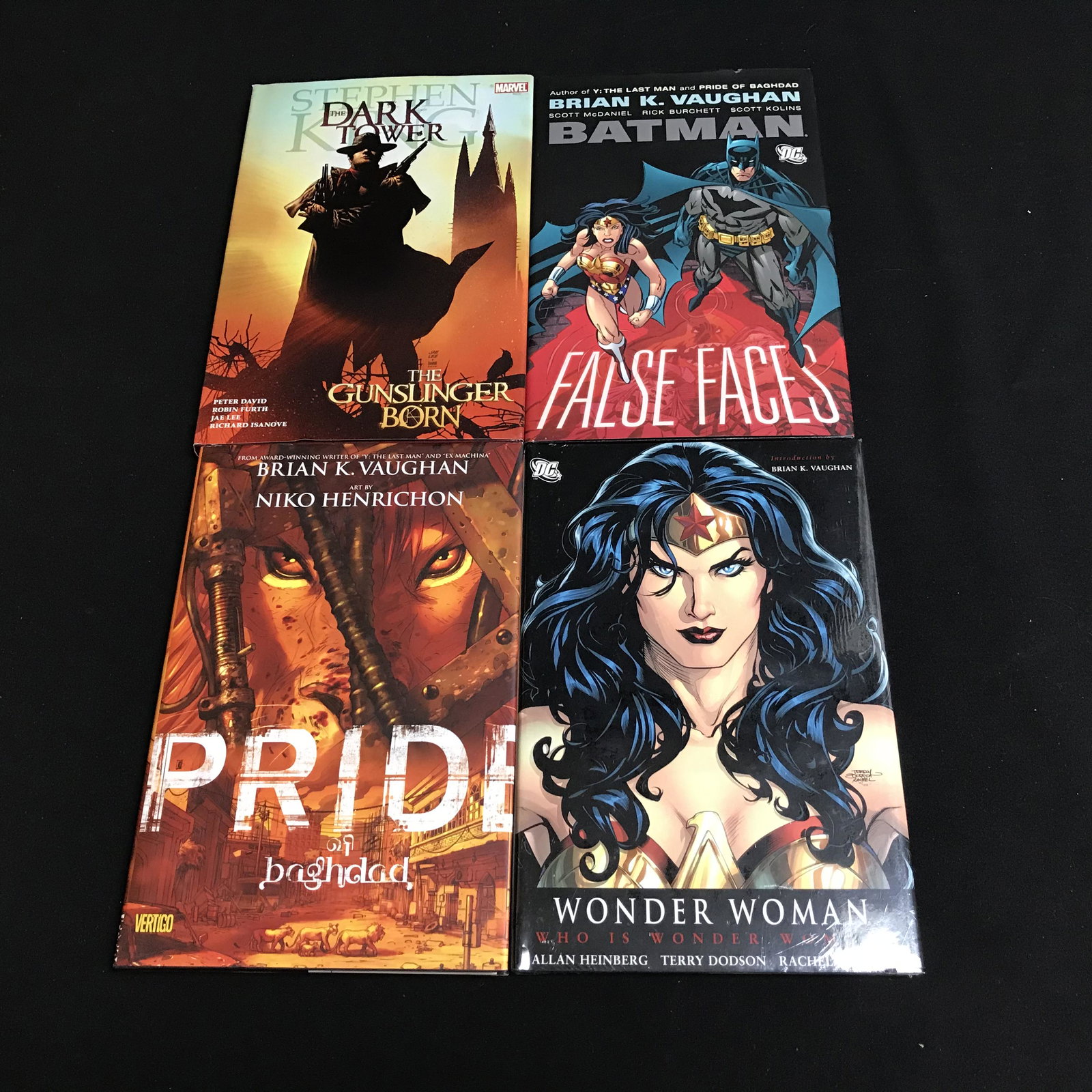 MARVEL/ DC COMICS GRAPHIC NOVEL LOT (1 of 1)