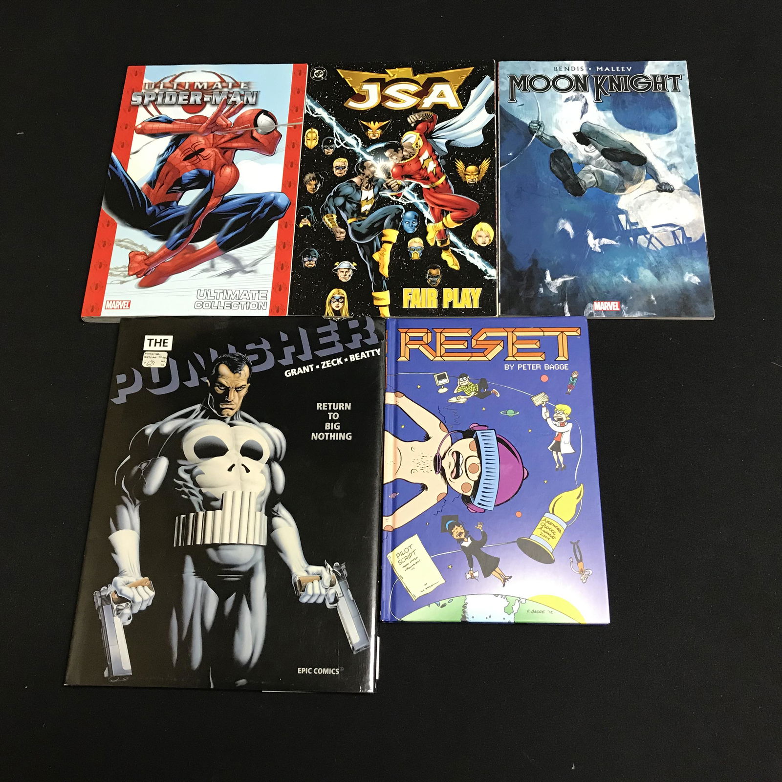 ASSORTED GRAPHIC NOVEL LOT (1 of 1)