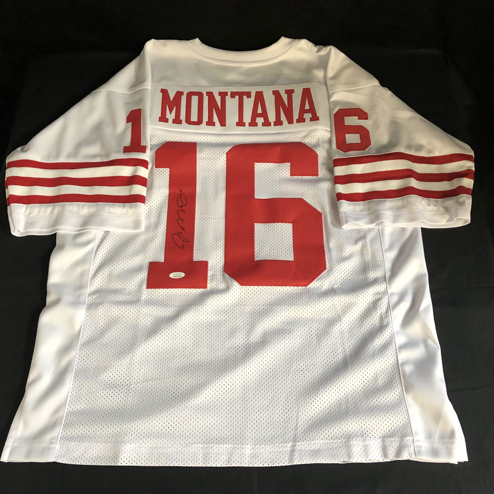 Joe Montana Signed Jersey (JSA COA) (1 of 4)