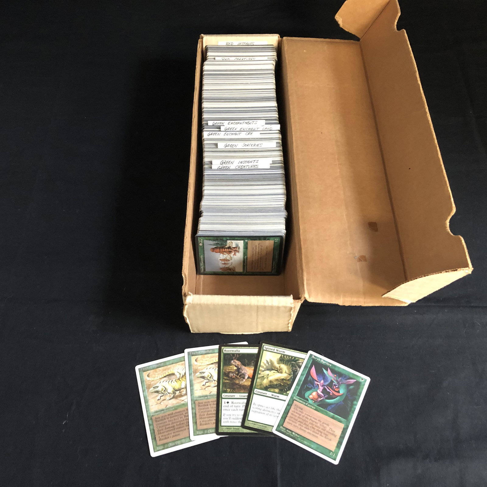 MAGIC THE GATHERING CARD LOT: MAGIC THE GATHERING CARD LOT