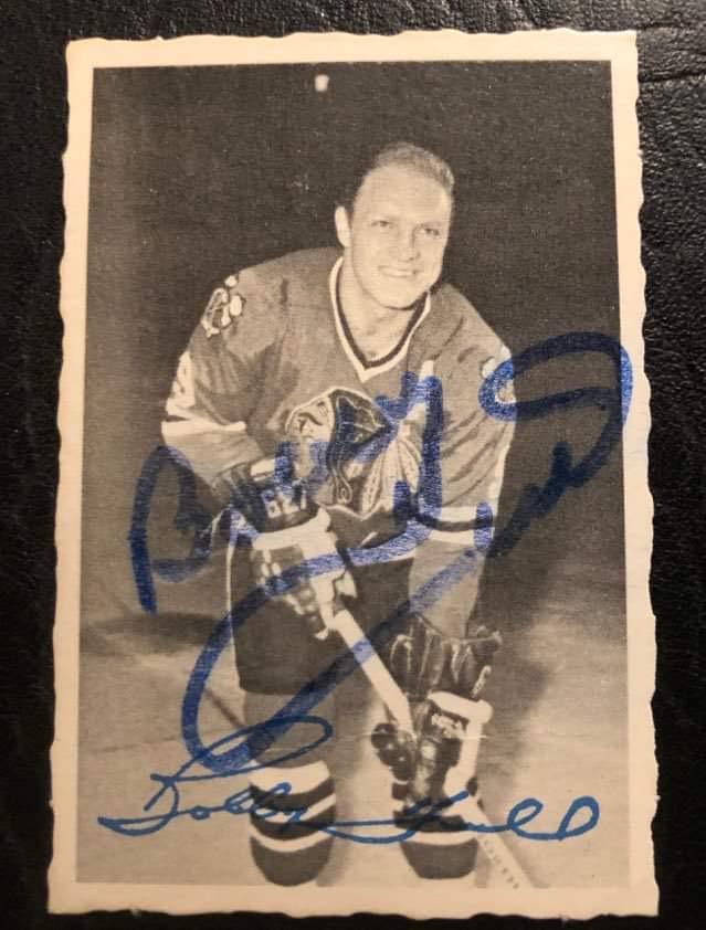 1970-71 OPC DECKLE EDGE #30 BOBBY HULL SIGNED CARD (1 of 2)