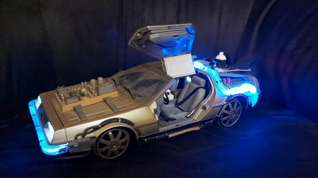 1/15th SCALE TIME MACHINE BACK TO THE FUTURE III (1 of 4)