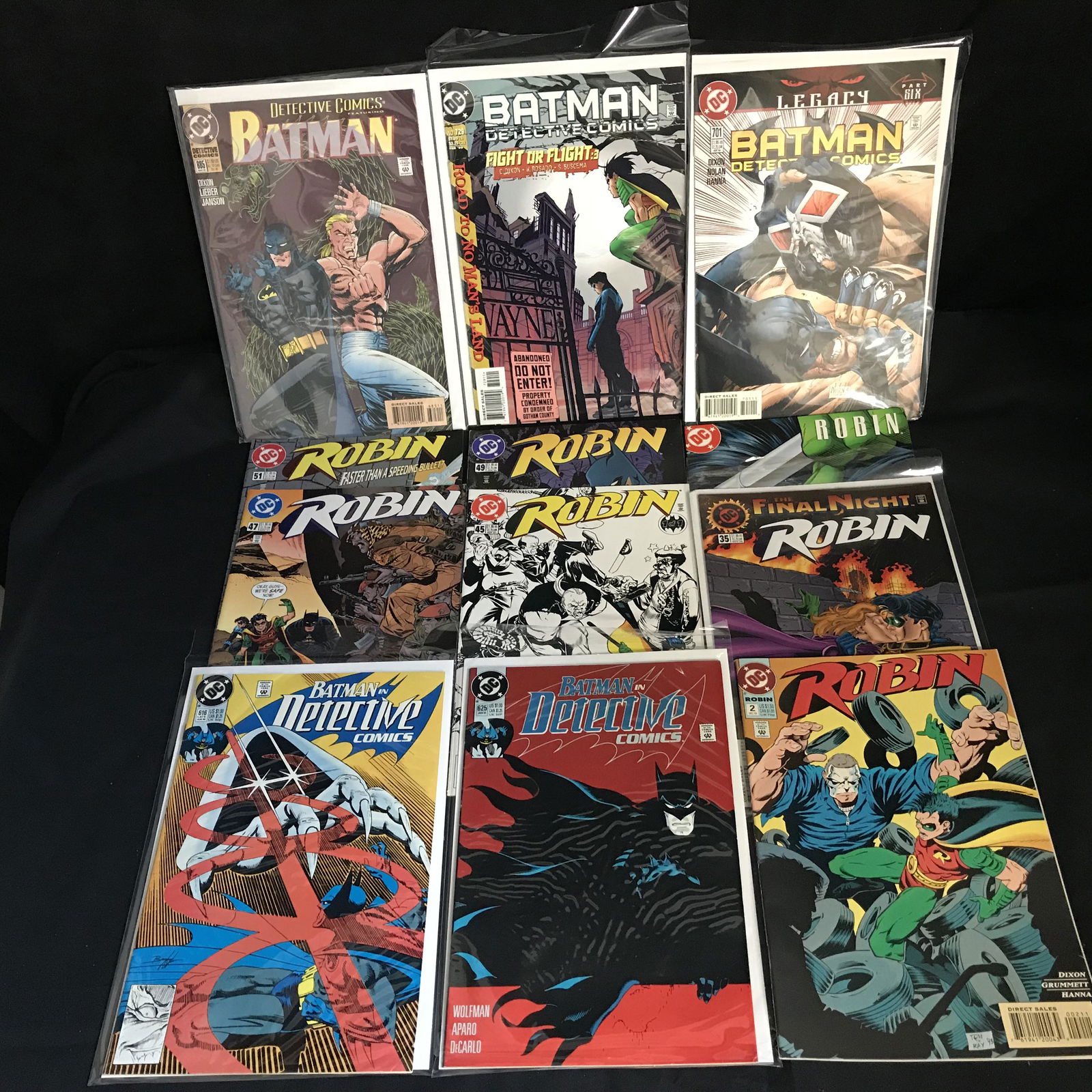 ASSORTED BATMAN COMIC BOOK LOT (1 of 1)